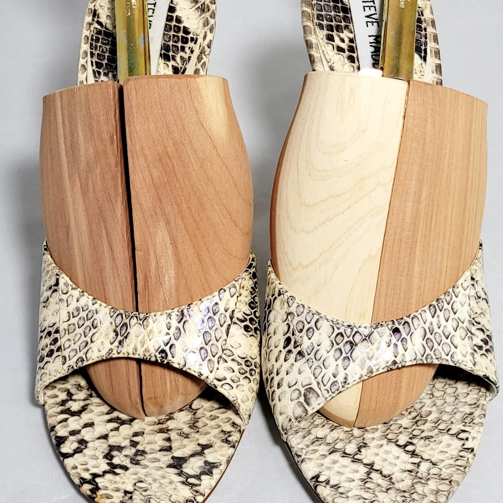 Steve Madden Snakeskin and Wood Women's Sandals Minor Flaw - Picture 1 of 13